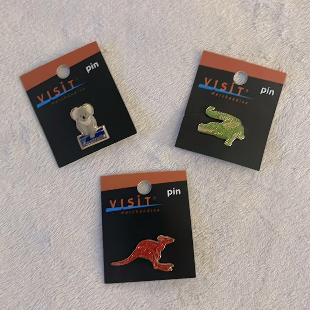 VISIT Souvenir Clutch Pins Australia Koala Kangaroo Alligator NWT